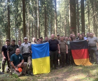 Ukraine meets Eibenstock  Fortbildung der ANW-Landesgruppe Sachsen mit ukrainischen Forstleuten im Forstbezirk Eibenstock, Juni 2026 | Foto: Alexander Clau�